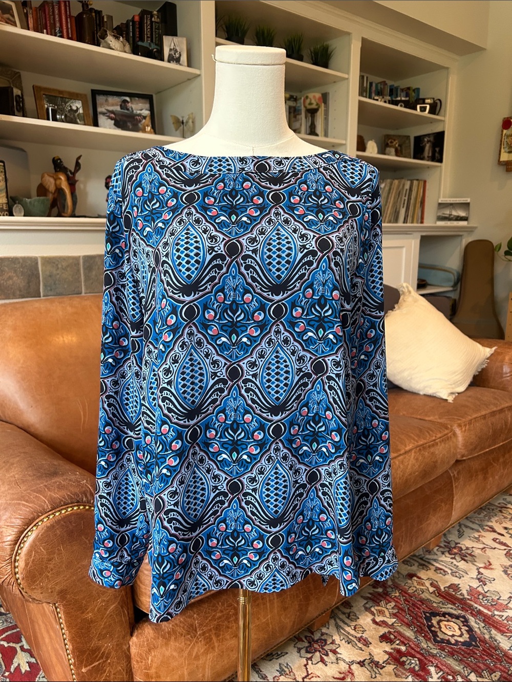 🌸3 FOR $20🌸 
 LOFT Blue Patterned Boatneck Blouse with Pink Accents